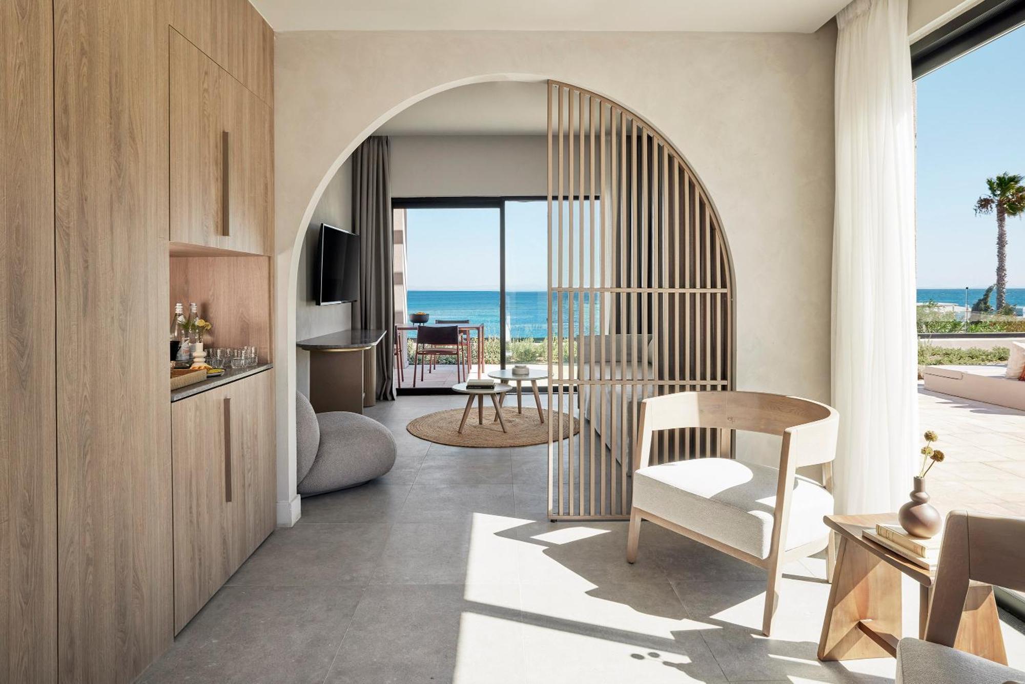 Helea Lifestyle Beach Resort Kallithea  Phòng bức ảnh Interior of a suite at the hotel